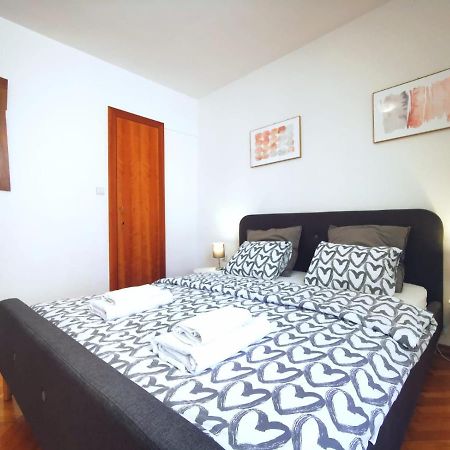One Bedroom Apartment In The Old Town Split Exterior foto